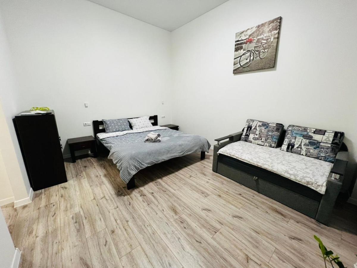 Transfer Apartament І.Franka 59 Lviv Exterior photo