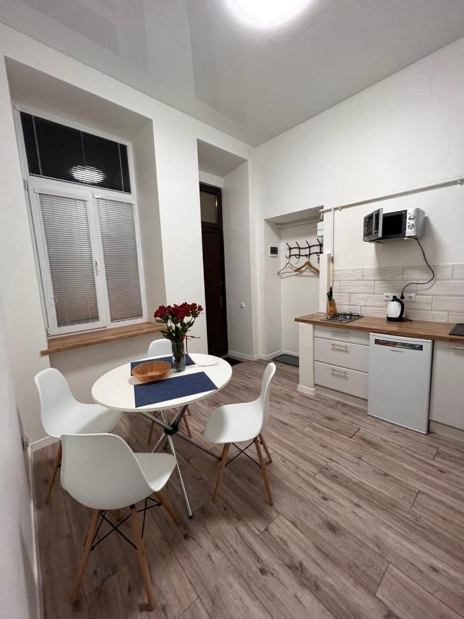 Transfer Apartament І.Franka 59 Lviv Exterior photo